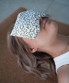 Cuscino per occhi alla salvia con motivo Leone